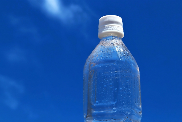 熱中症対策に有効なこまめな水分補給
