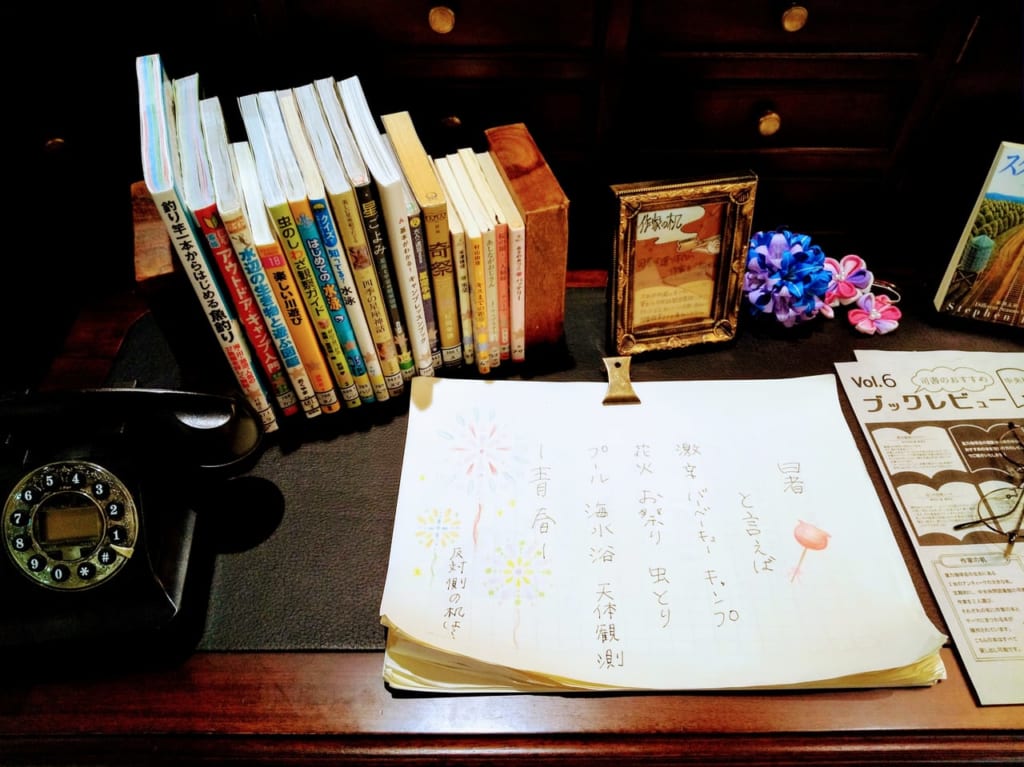 中央林間図書館が隣接していることもあり、本との相性がいい星乃珈琲店