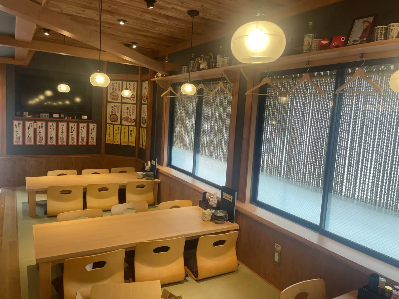 店内客席